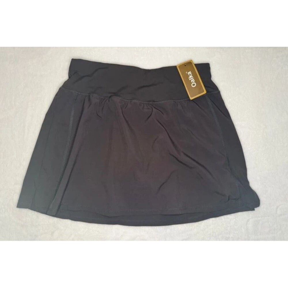 Oalka Women’s Black Athletic Skort with Built-In Shorts Size L NWT